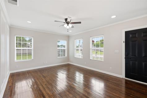 258 Spring Valley Circle Azle TX 76020