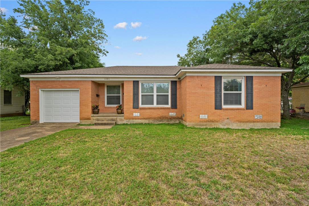 1201 N 62nd Street Waco TX 76710
