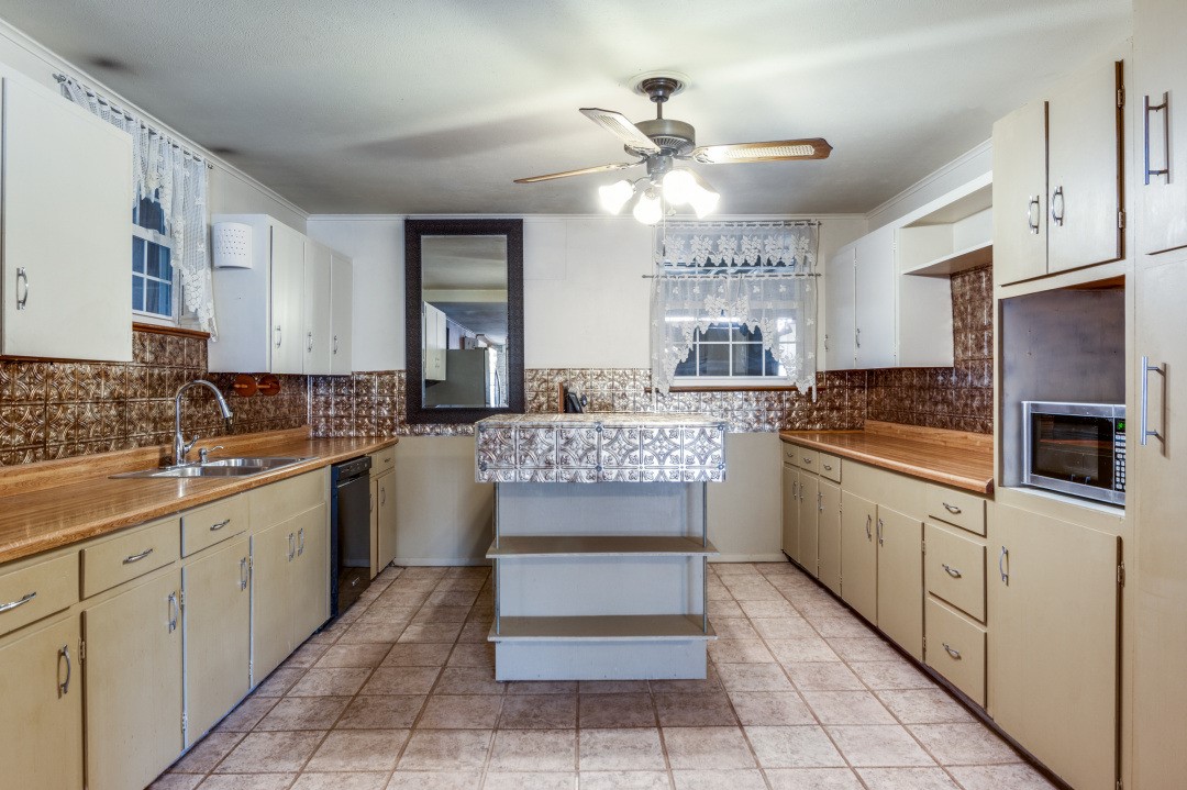 7525 Cr-964 Nevada TX 75173