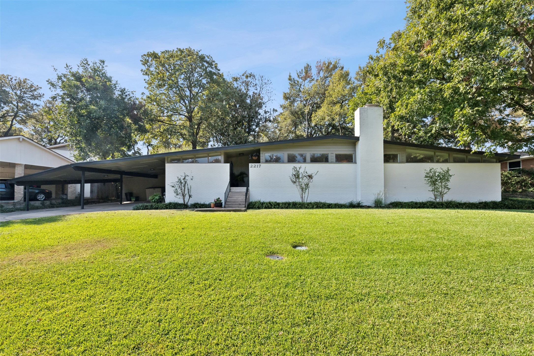 2217 Ivanhoe Circle Grand Prairie TX 75050