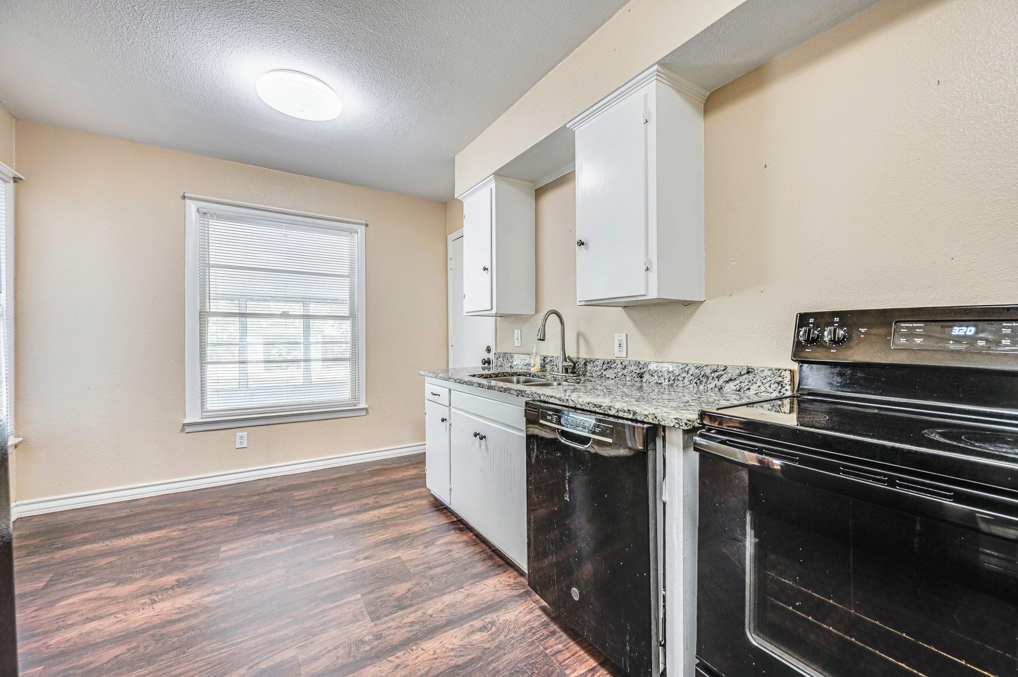 504 John Arden Drive Waxahachie TX 75165
