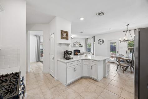 9809 Prairie Dog Lane Mckinney TX 75071