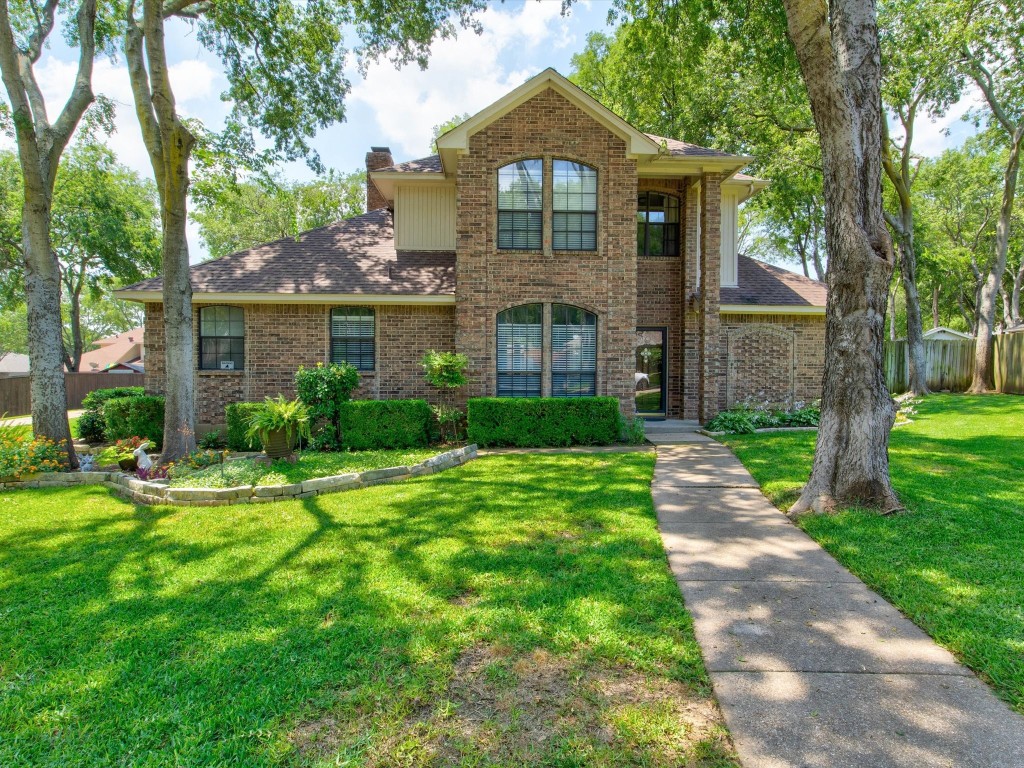 1319 Sequoia Drive Grand Prairie TX 75052