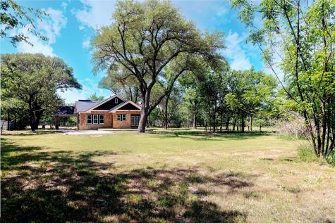 506 W San Saba Street Wortham TX 76693