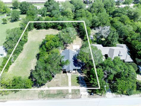 506 W San Saba Street Wortham TX 76693