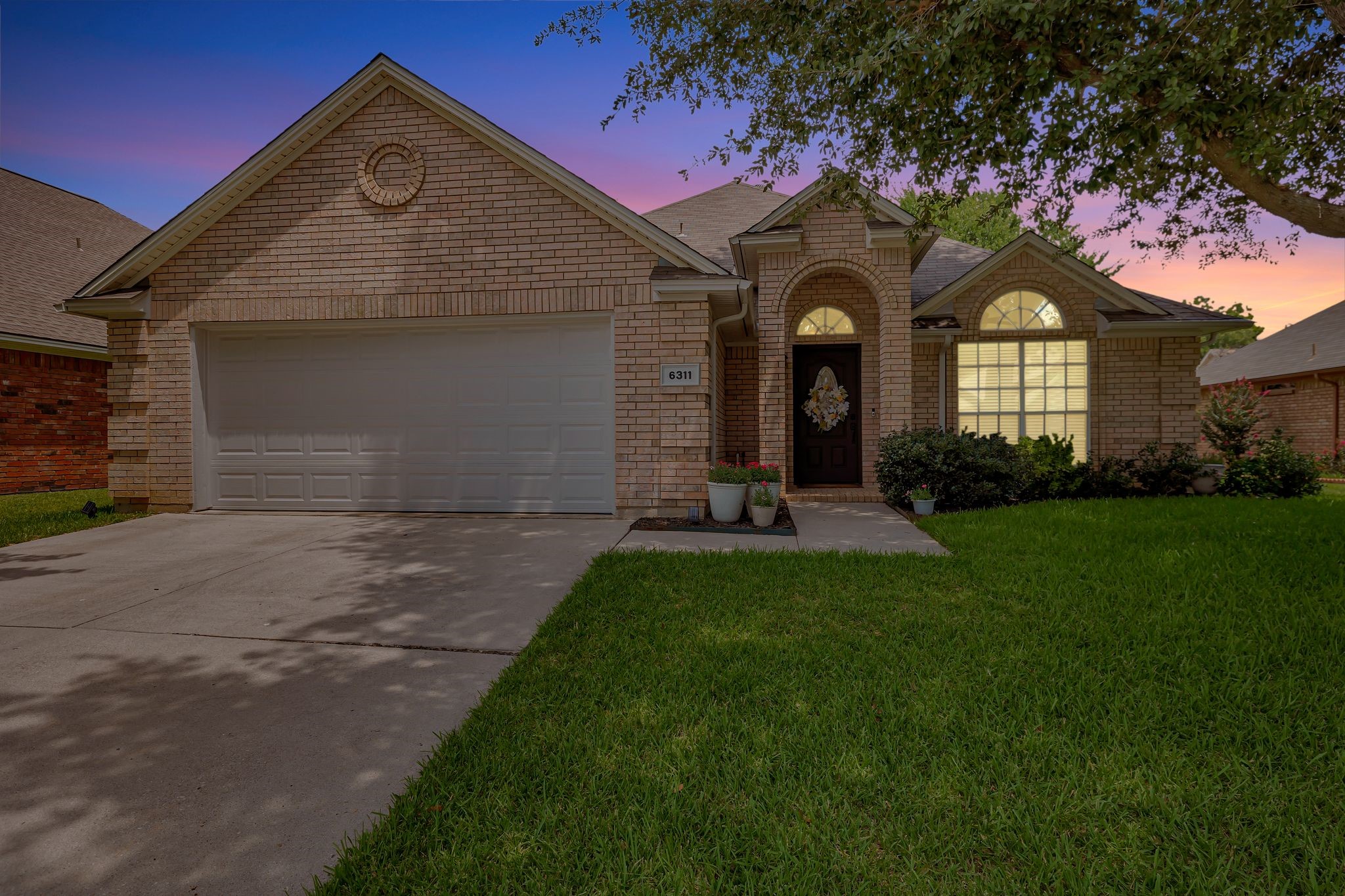6311 Branch Hollow Lane Arlington TX 76001