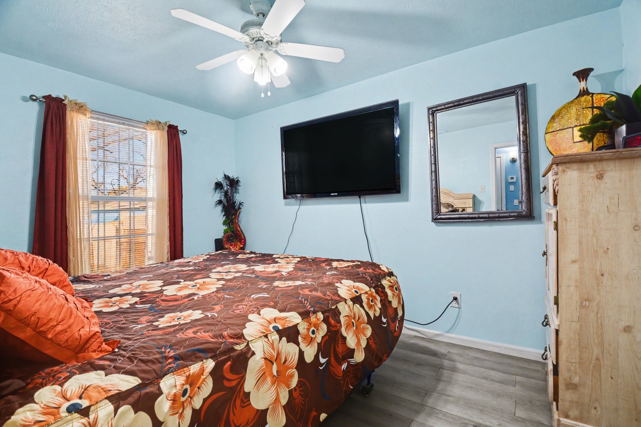 1615 Barlow Avenue Dallas TX 75224