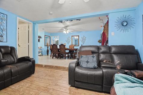 1615 Barlow Avenue Dallas TX 75224