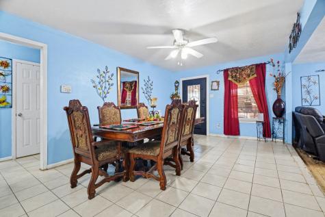 1615 Barlow Avenue Dallas TX 75224