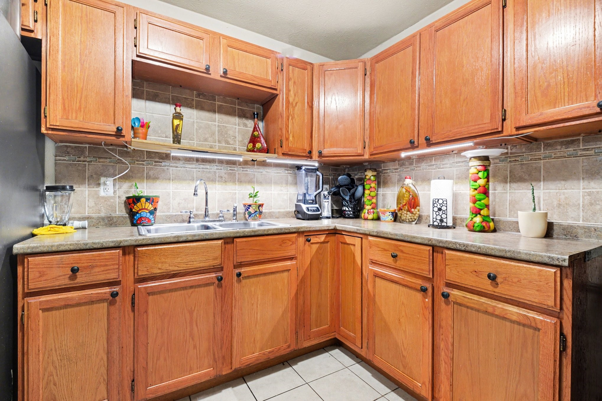 1615 Barlow Avenue Dallas TX 75224