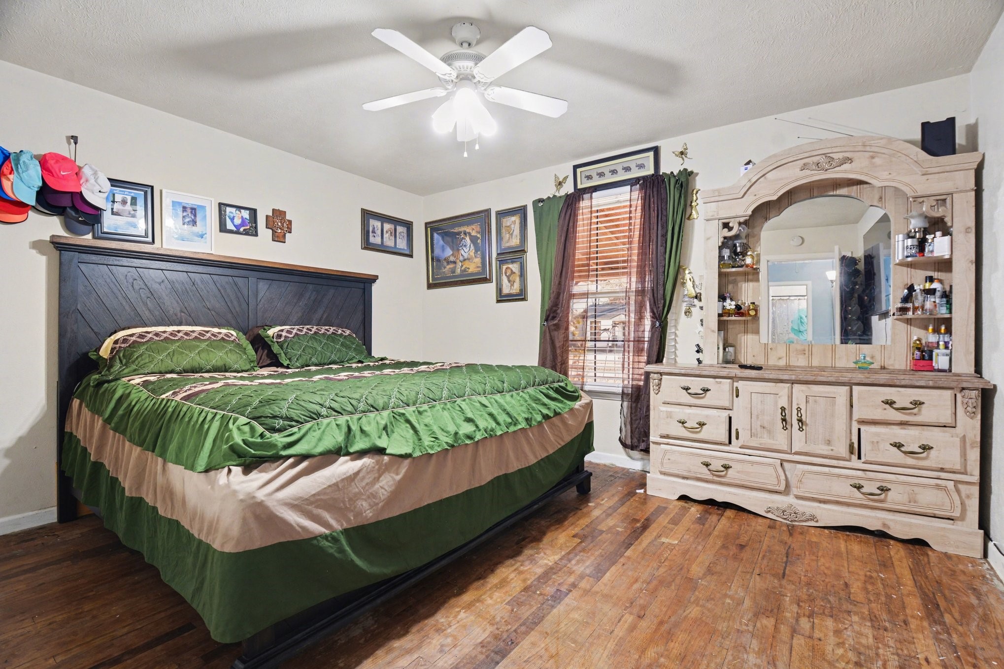 1615 Barlow Avenue Dallas TX 75224