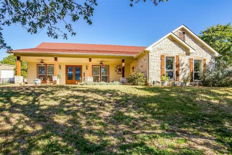 604 Shady Oaks Trail Burleson TX 76028