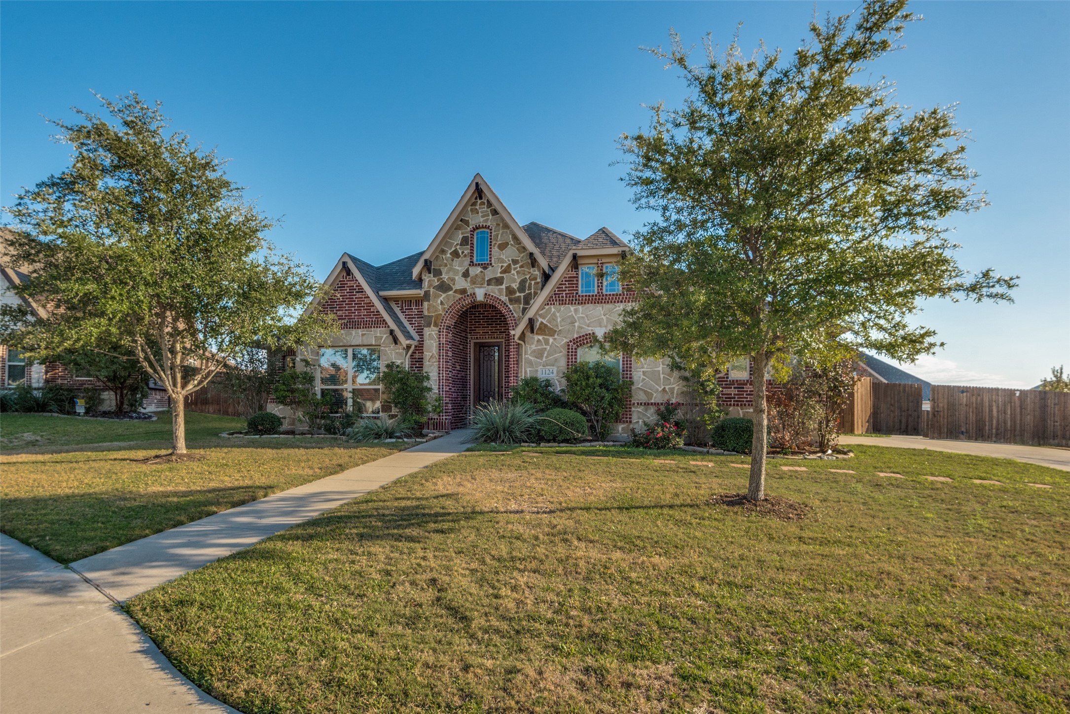 1124 Keats Drive Desoto TX 75115