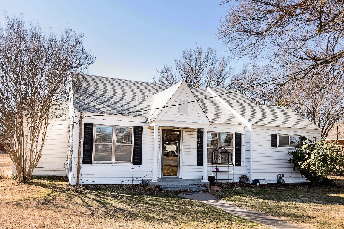 518 Montague Street Nocona TX 76255