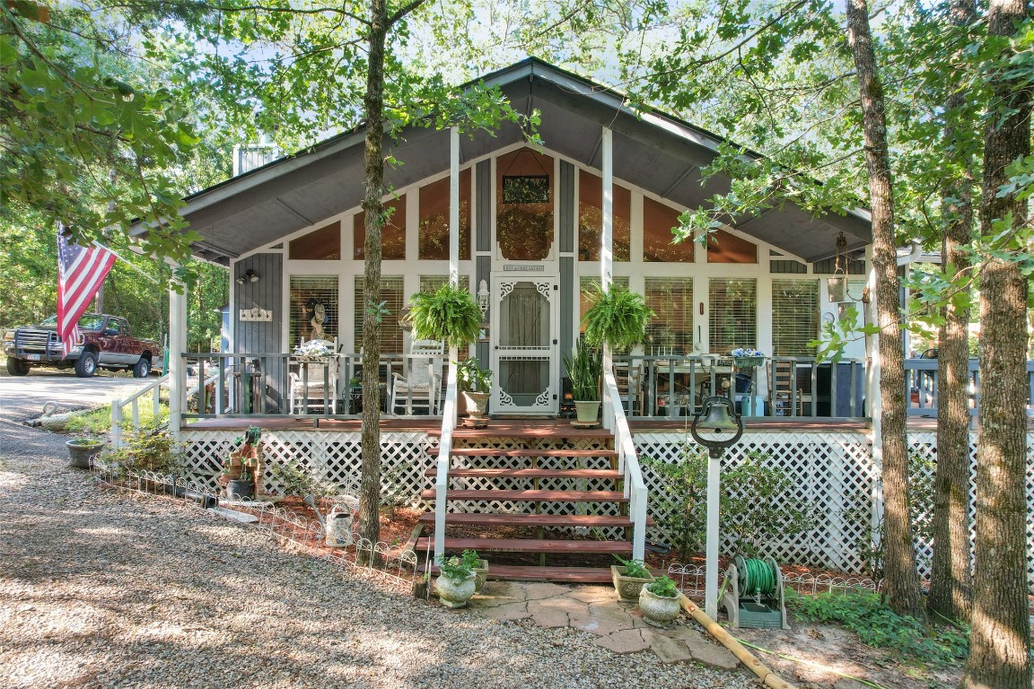 320 Cherrywood Lane Holly Lake Ranch TX 75765