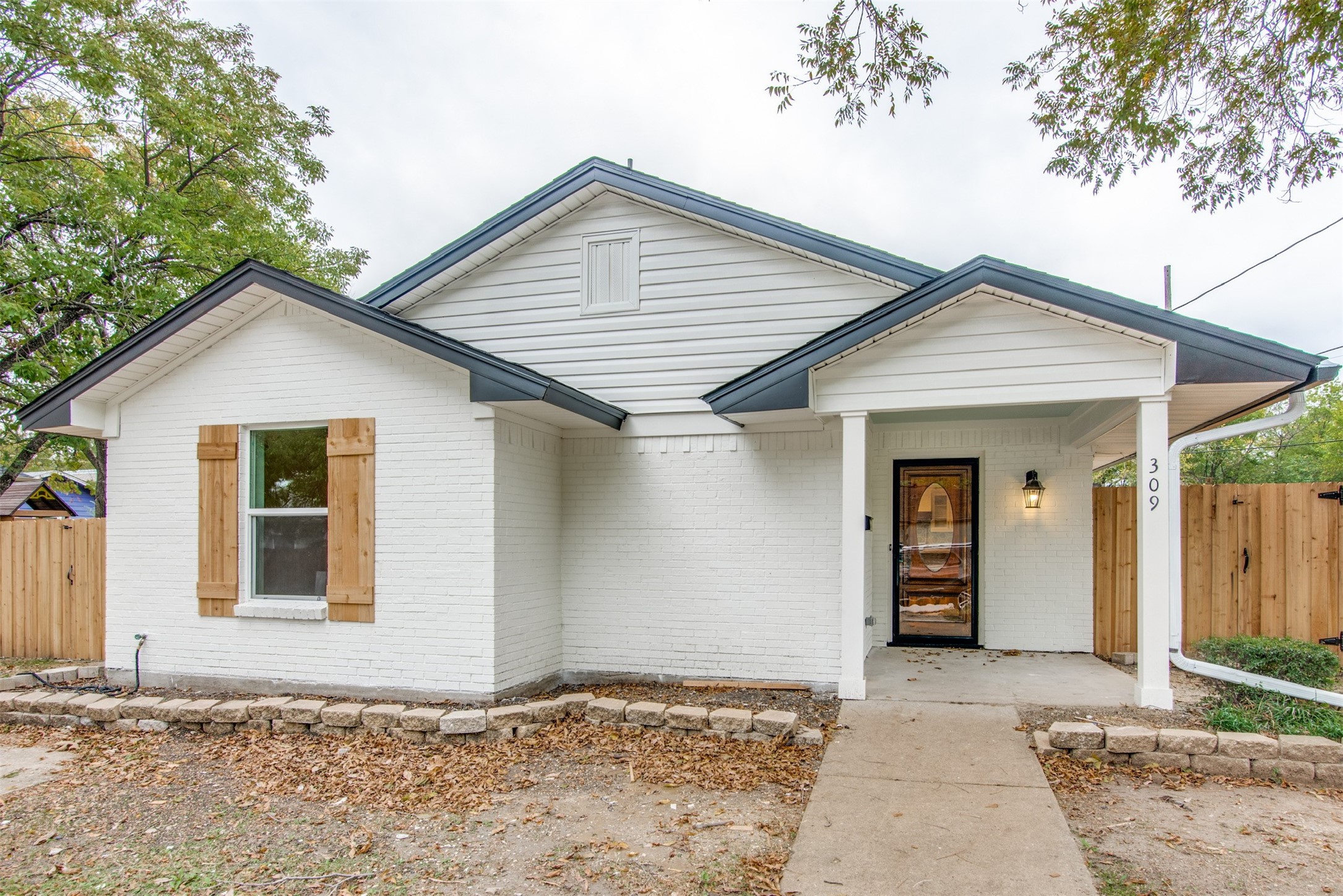 309 W White Avenue Mckinney TX 75069