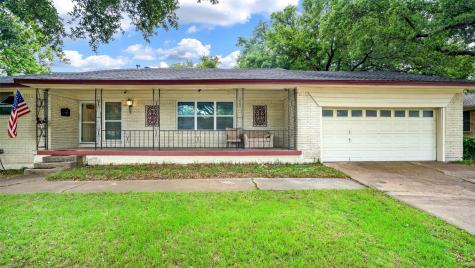 917 Danish Drive Grand Prairie TX 75050