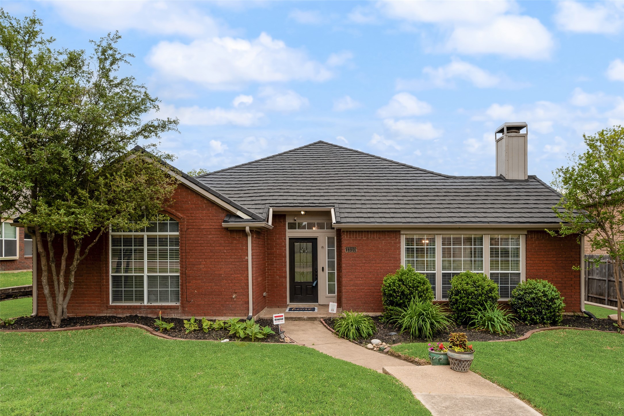 1310 Newport Drive Carrollton TX 75006