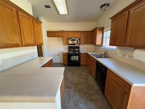 1440 Thibodeaux Drive Round Rock TX 78664