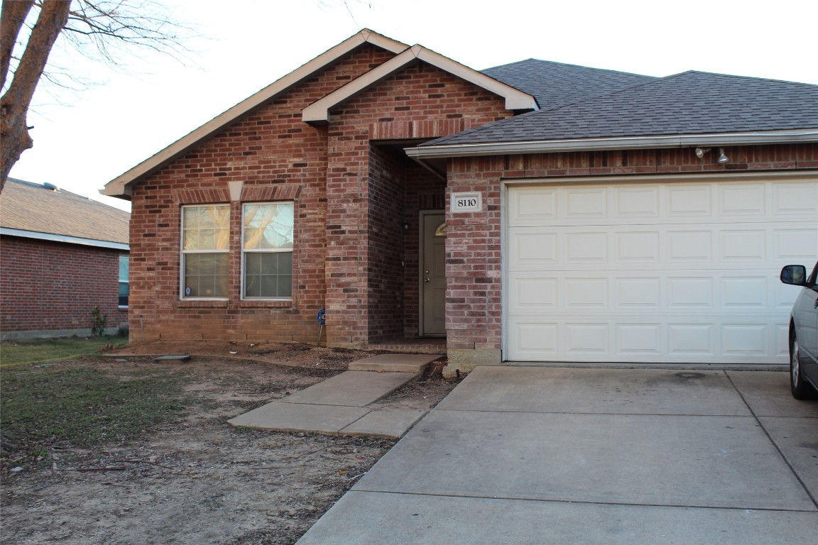 8110 York Beach Place Arlington TX 76002