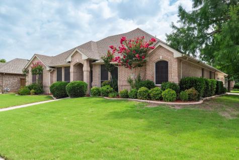 8300 Red Rose Trail North Richland Hills TX 76182