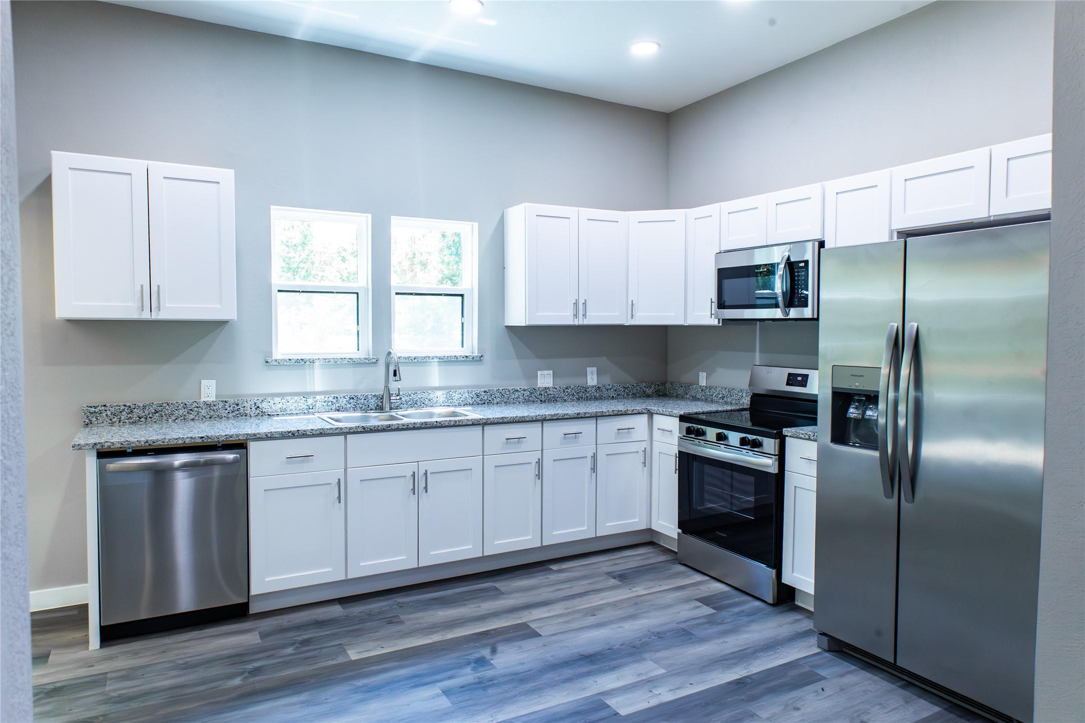 223 E Shreveport Street Van Alstyne TX 75495