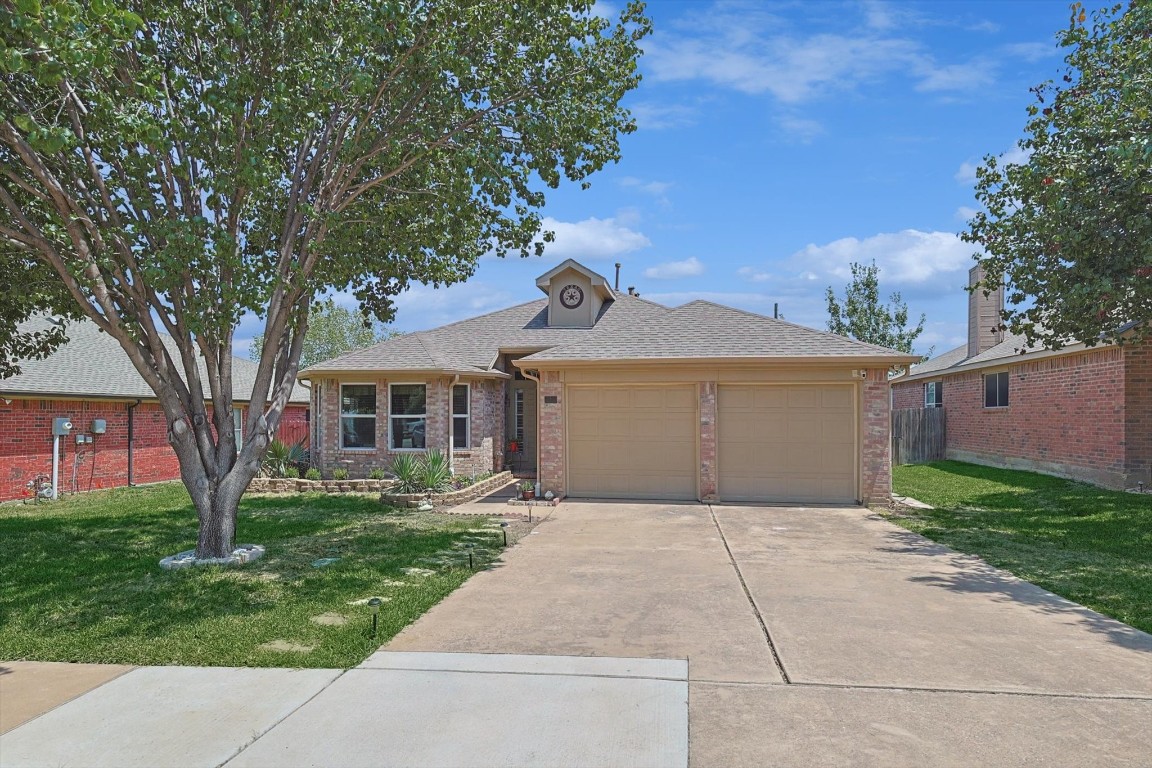 2063 Candlewood Circle Lewisville TX 75067