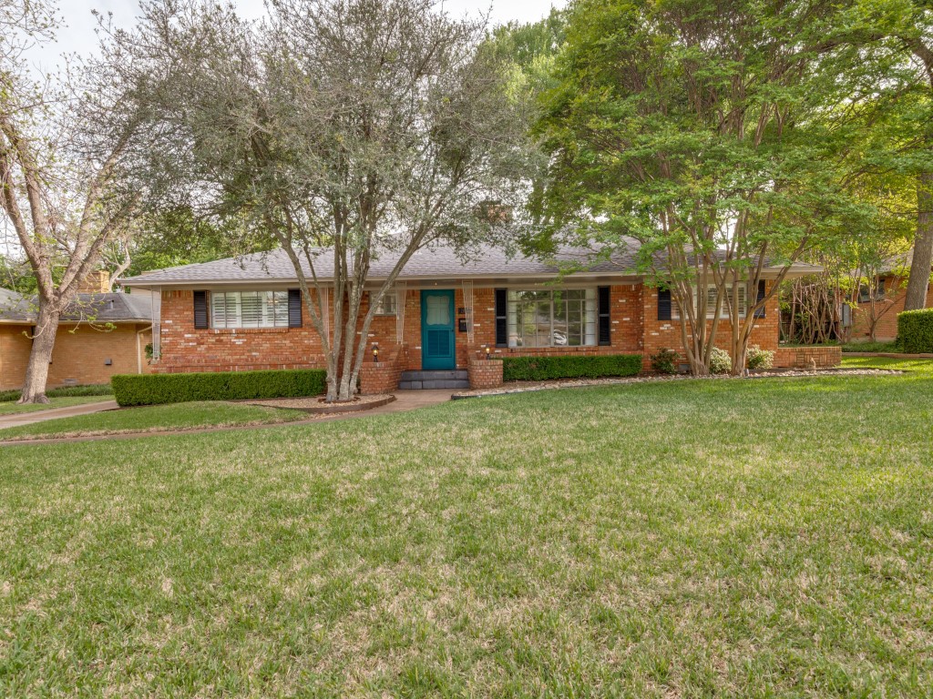 2816 Bonnywood Lane Dallas TX 75233