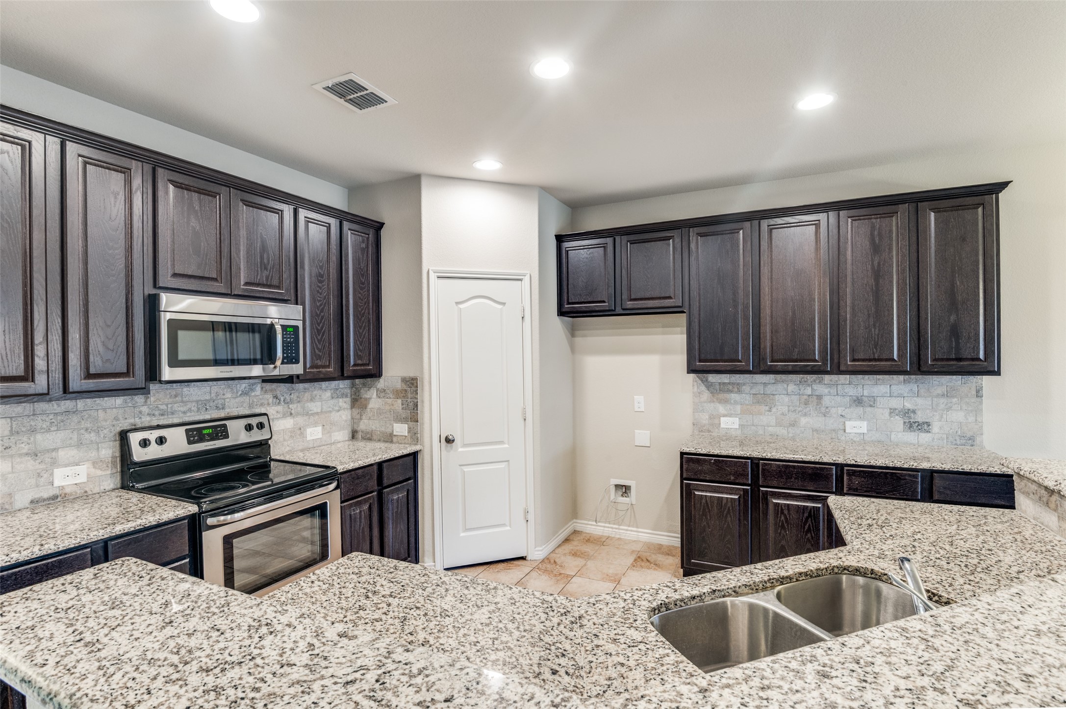 8023 Vista Hill Lane Dallas TX 75249