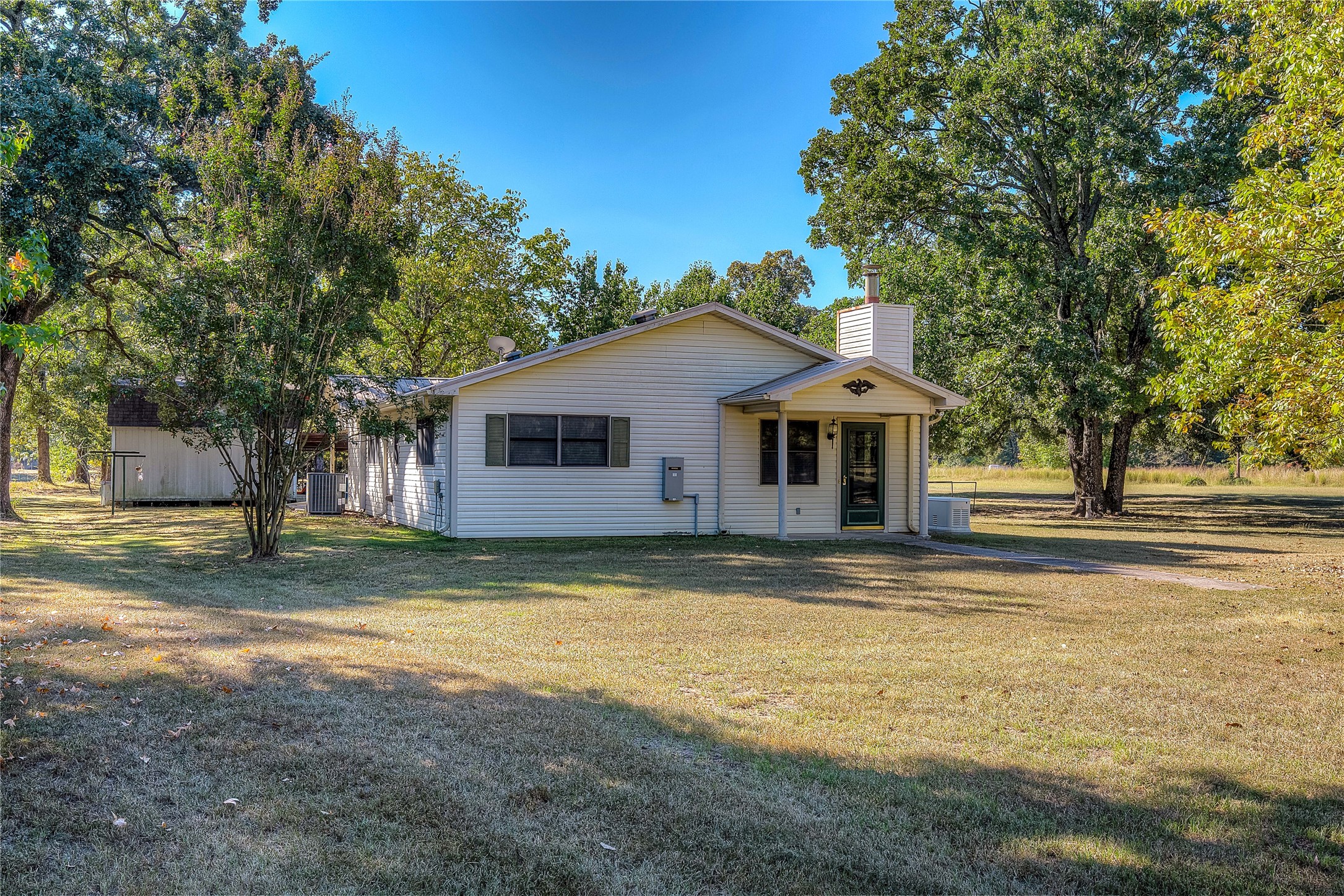 331 County Road 1887 Yantis TX 75497