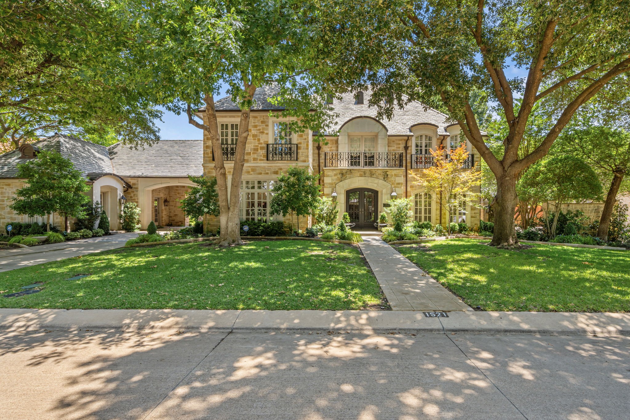 1521 Rivercrest Court Fort Worth TX 76107