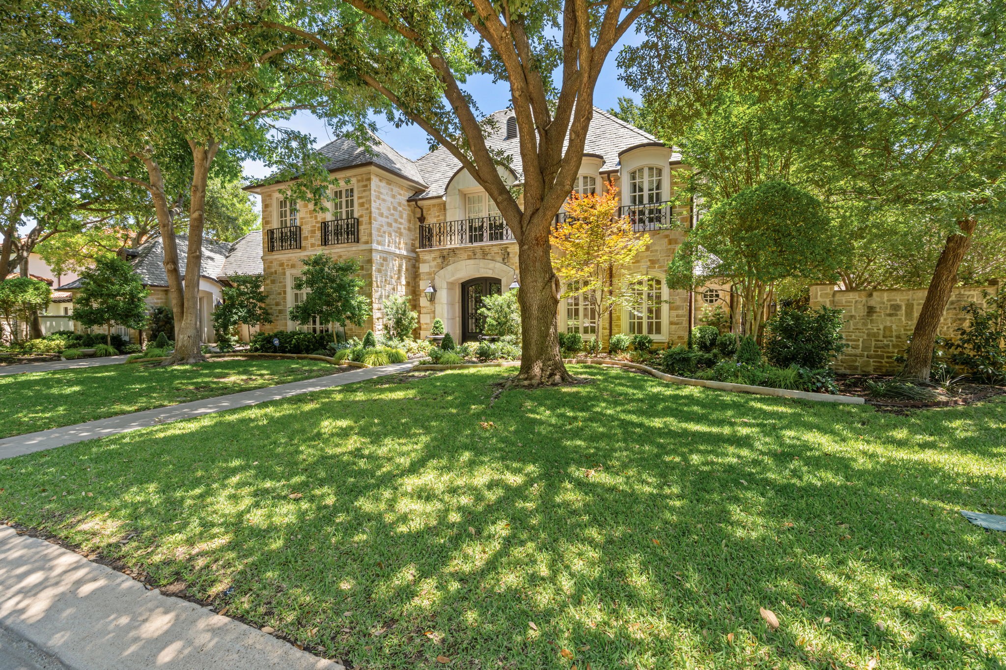 1521 Rivercrest Court Fort Worth TX 76107