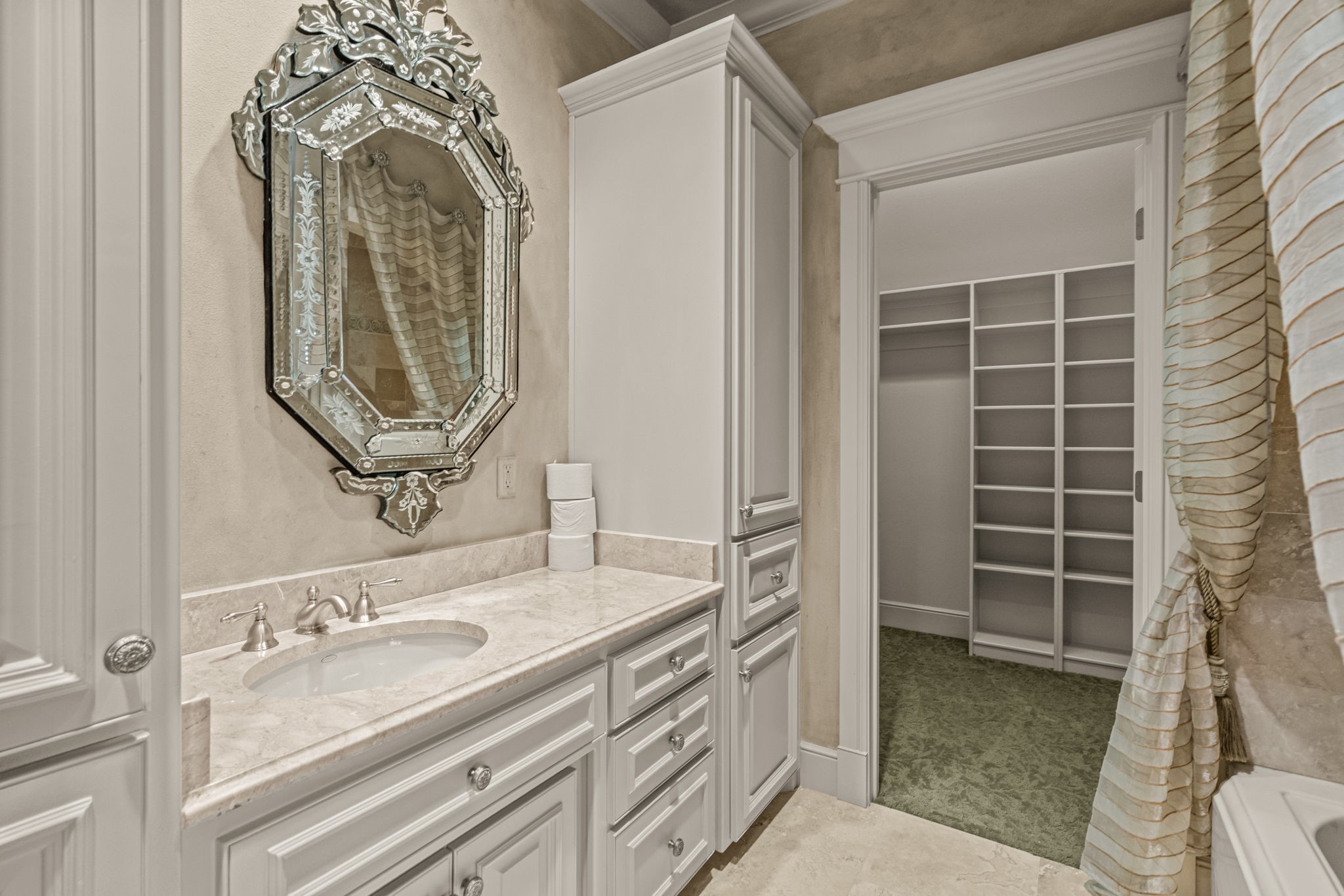 1521 Rivercrest Court Fort Worth TX 76107