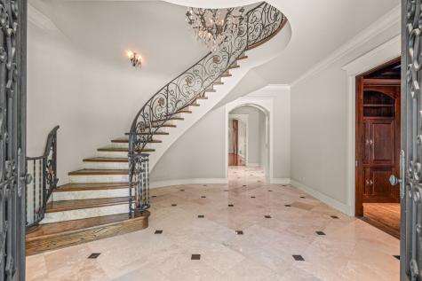 1521 Rivercrest Court Fort Worth TX 76107