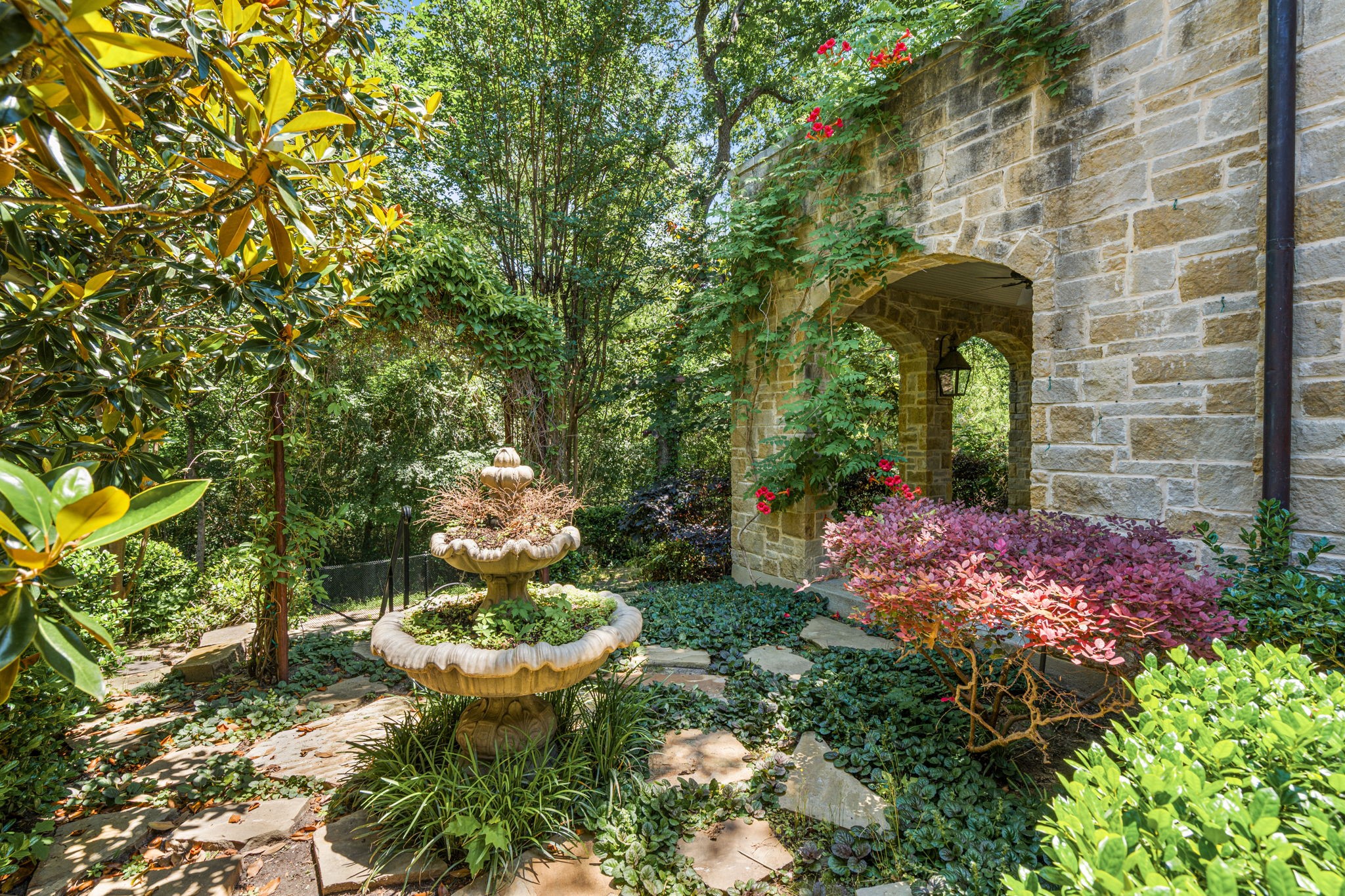 1521 Rivercrest Court Fort Worth TX 76107