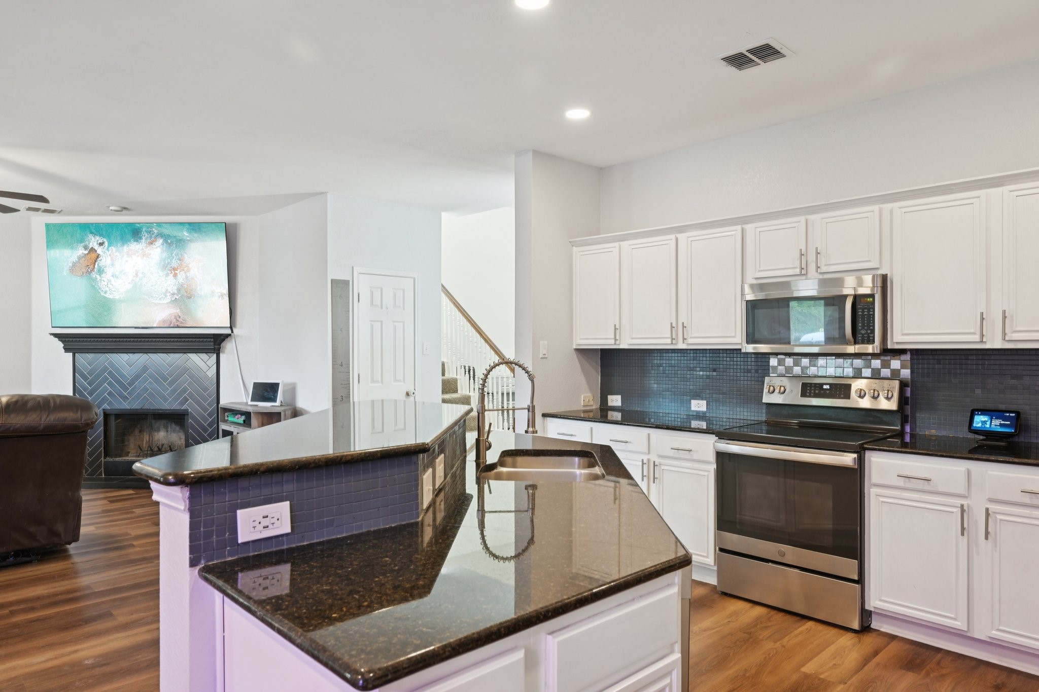 441 Valley View Drive Lewisville TX 75067