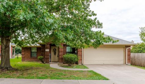 805 S Mulberry Street Ennis TX 75119