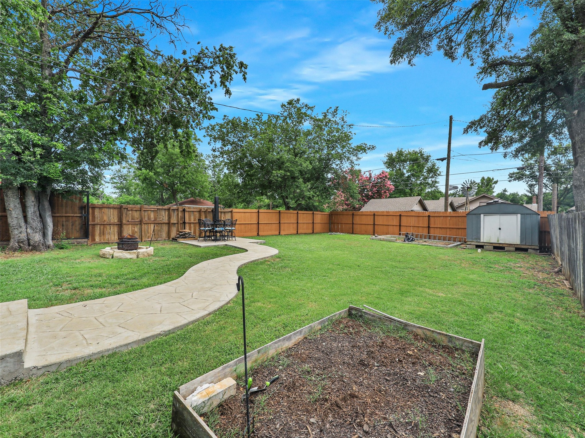 1200 W Walker Street Denison TX 75020