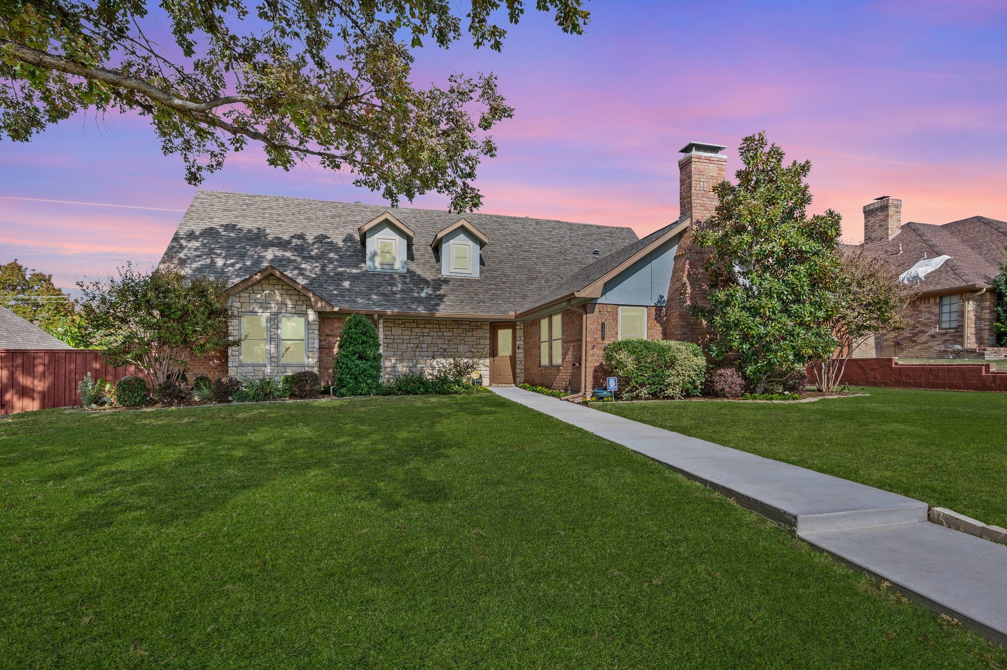 2621 Sedgeway Lane Carrollton TX 75006