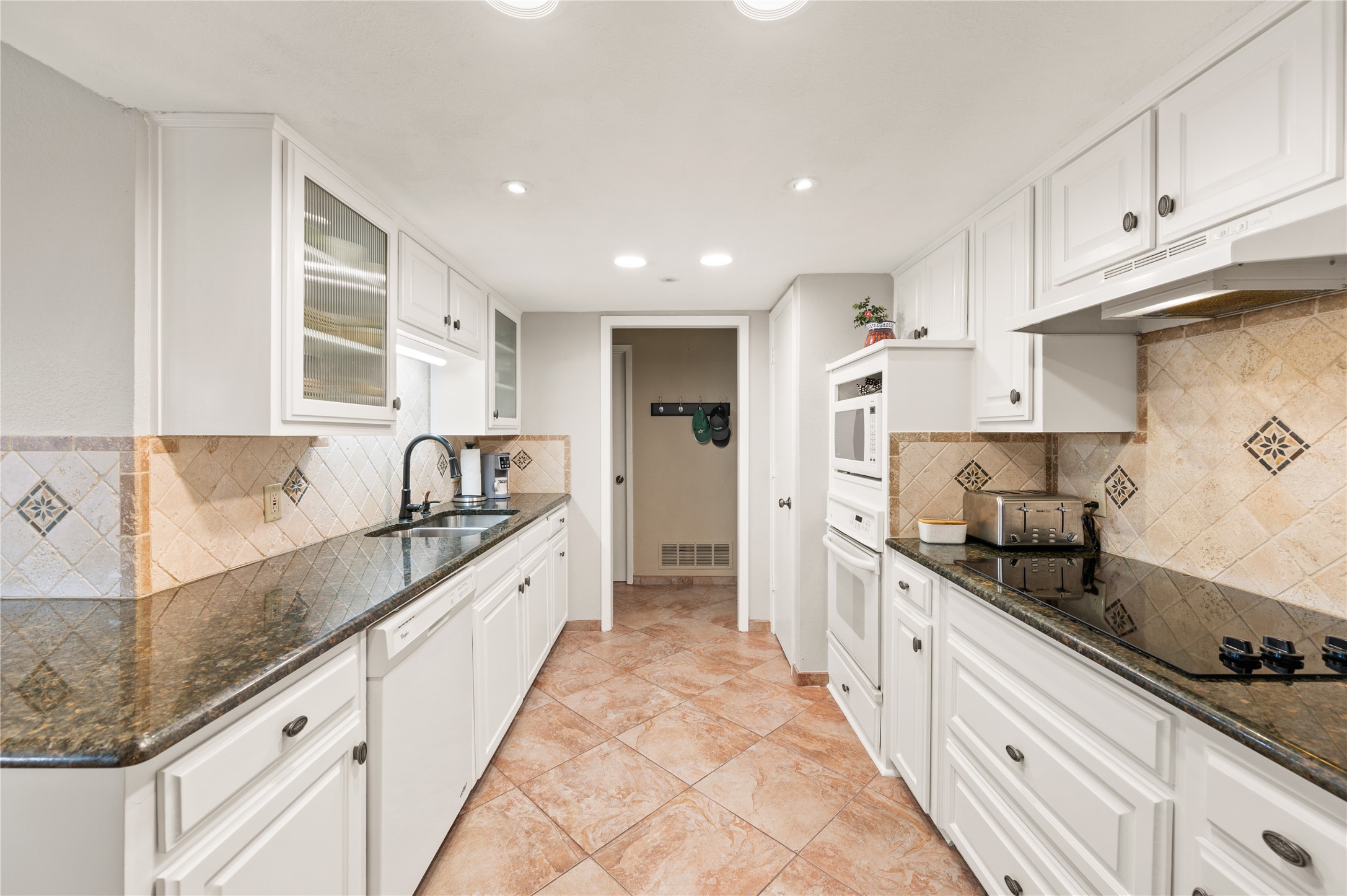 2621 Sedgeway Lane Carrollton TX 75006