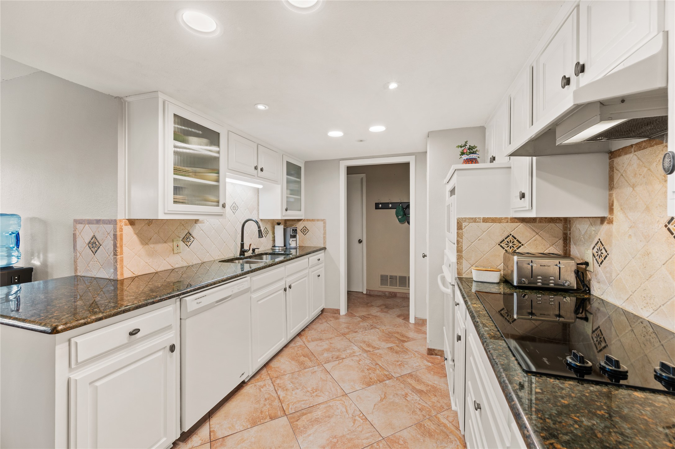 2621 Sedgeway Lane Carrollton TX 75006