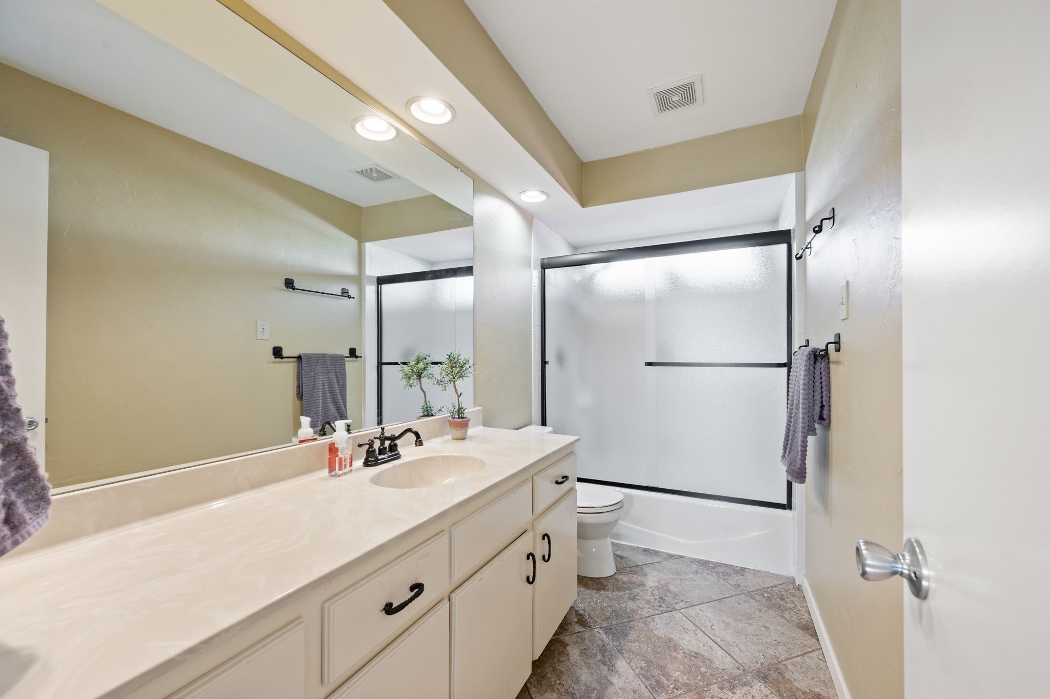 2621 Sedgeway Lane Carrollton TX 75006