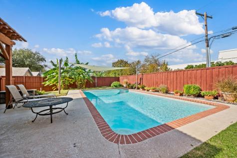 2621 Sedgeway Lane Carrollton TX 75006