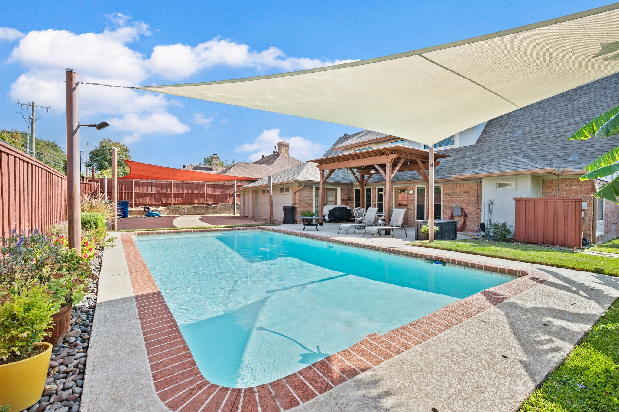 2621 Sedgeway Lane Carrollton TX 75006