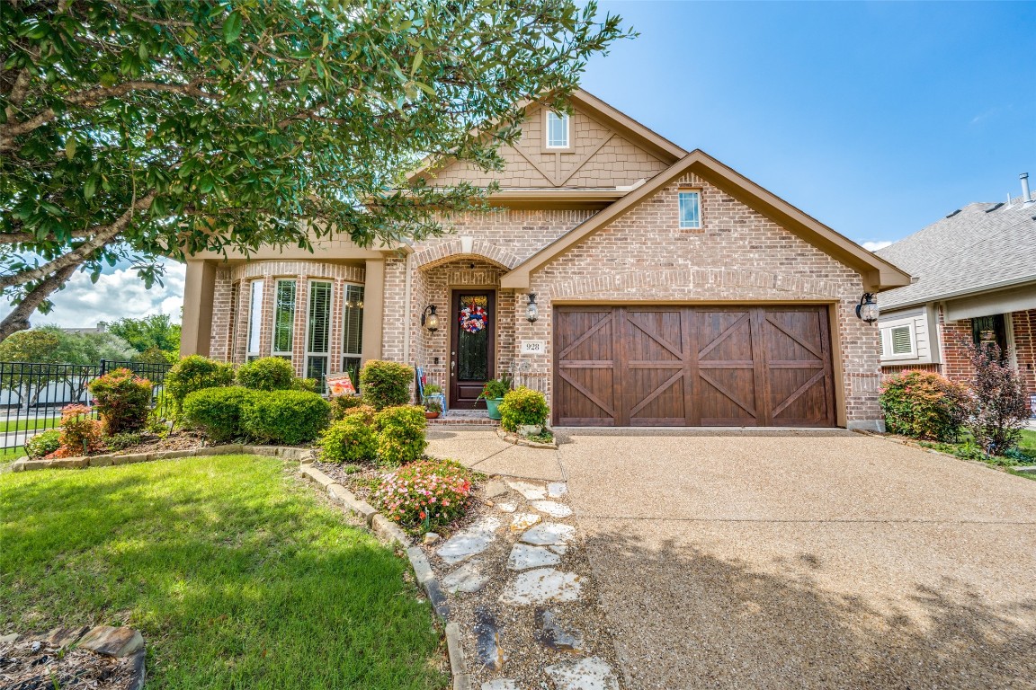 928 Lighthouse Lane Savannah TX 76227