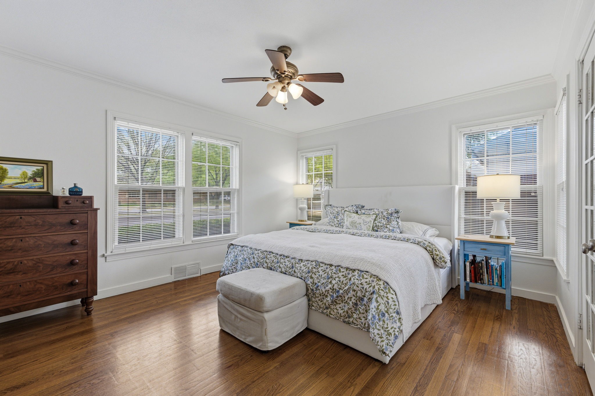 6724 Walnut Hill Lane Dallas TX 75230