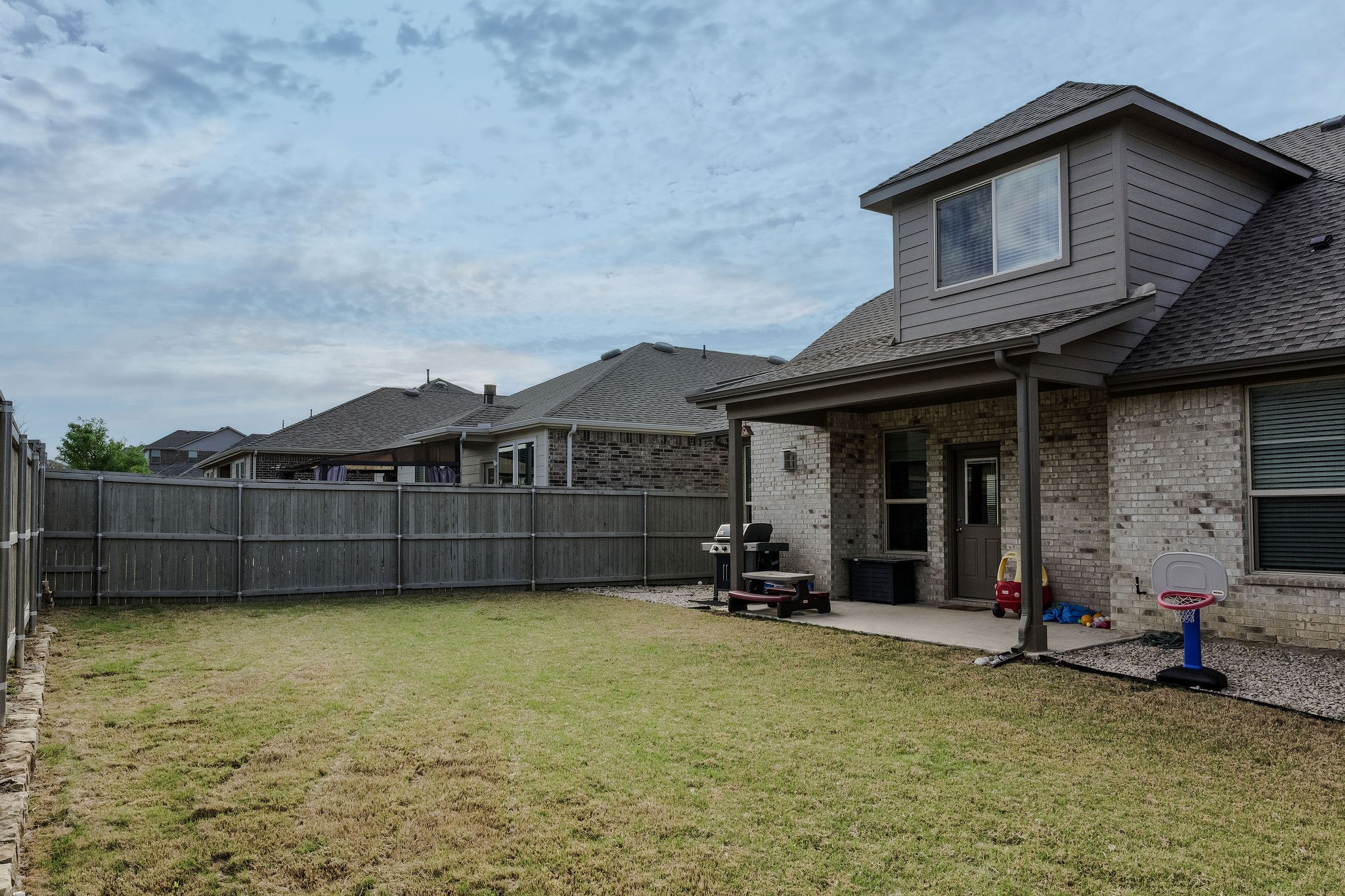 2412 Mockingbird Court Northlake TX 76247