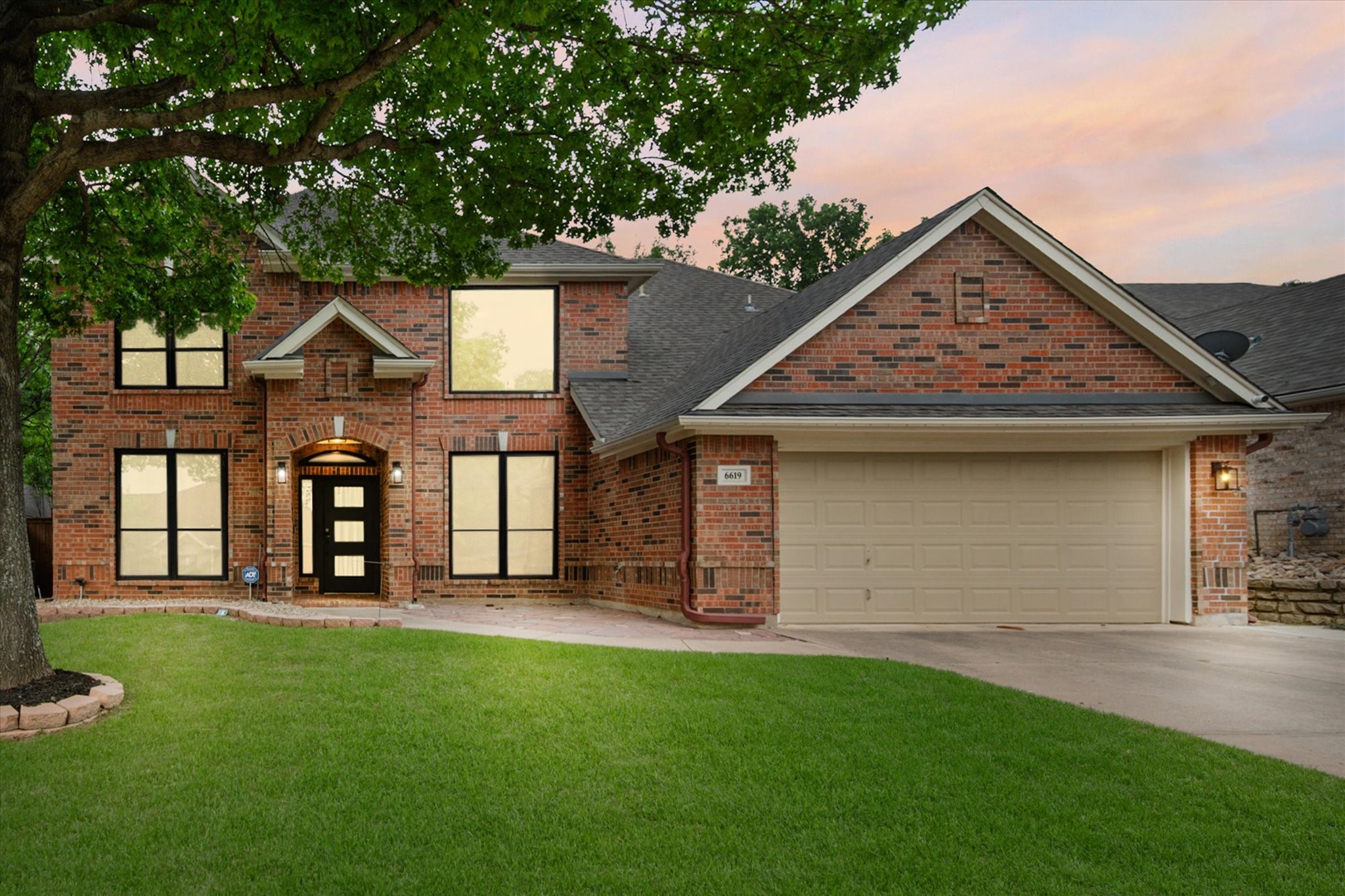 6619 Forest Park Drive Arlington TX 76001