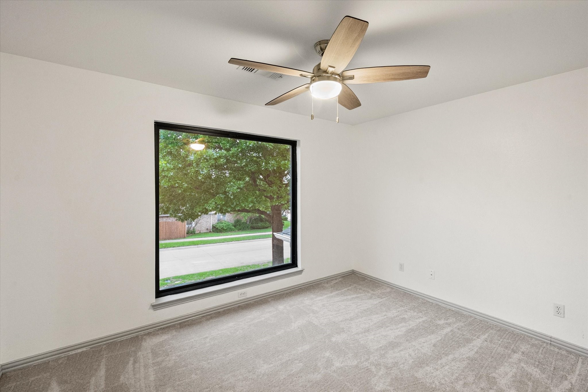 6619 Forest Park Drive Arlington TX 76001