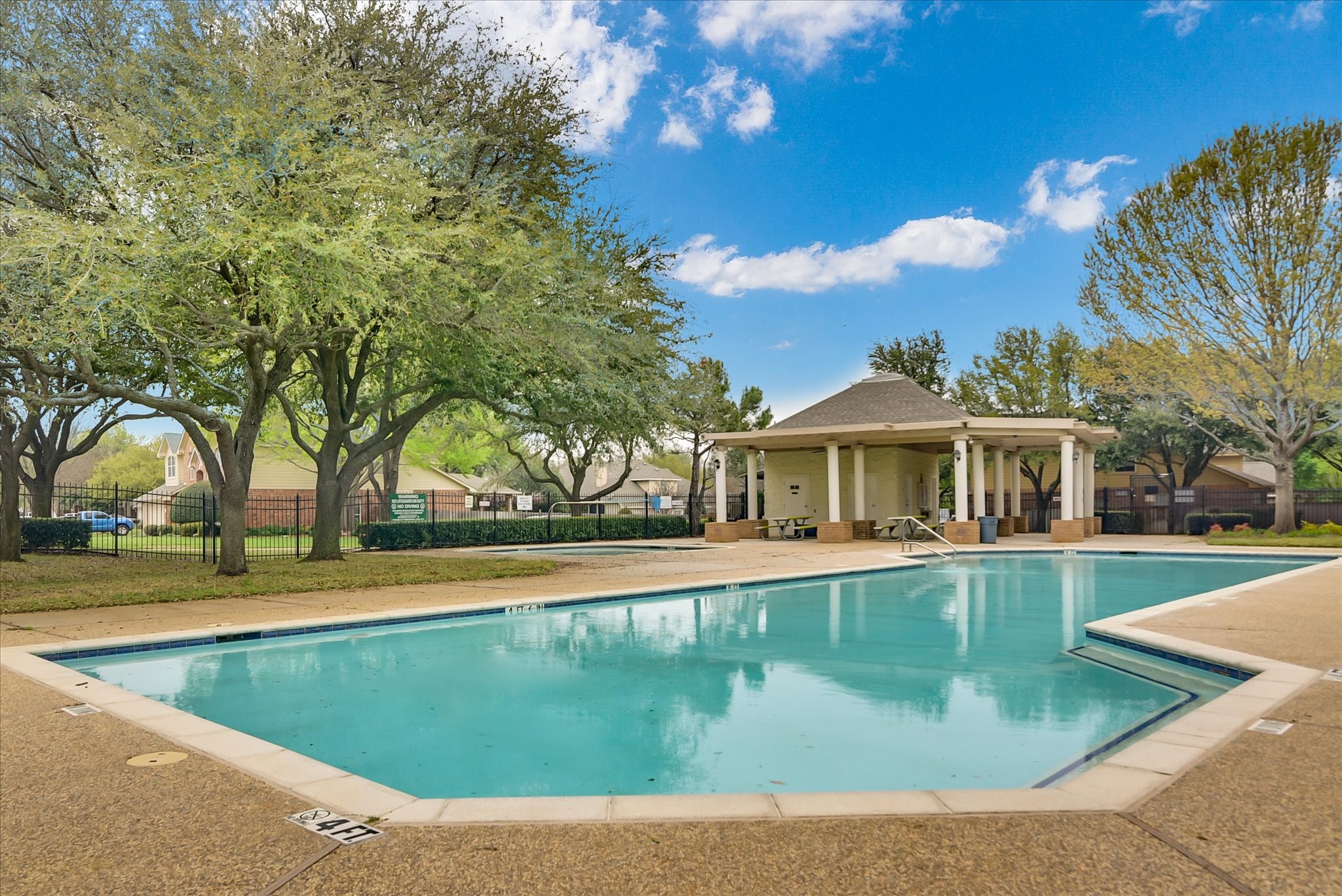 6619 Forest Park Drive Arlington TX 76001